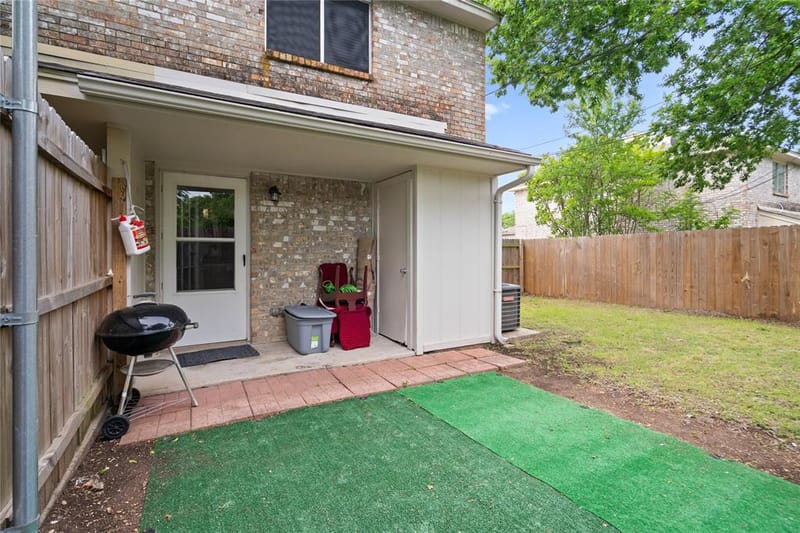 139 Graystone Place, Duncanville TX 75137 - Photo 6