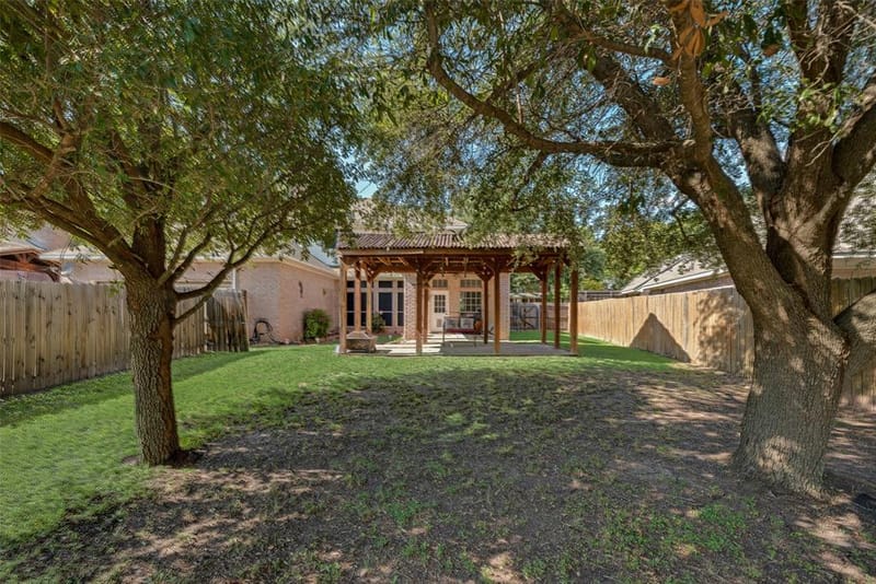 9018 Clearlake Drive, Rowlett TX 75088 - Photo 38