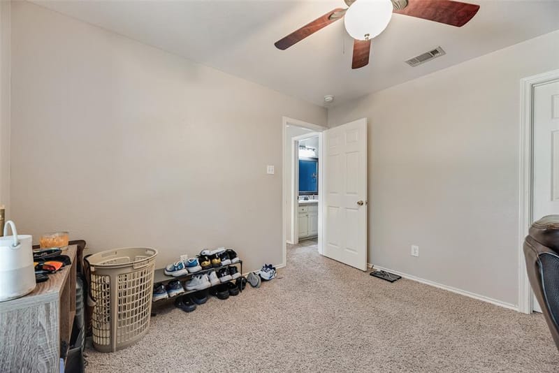 9018 Clearlake Drive, Rowlett TX 75088 - Photo 33