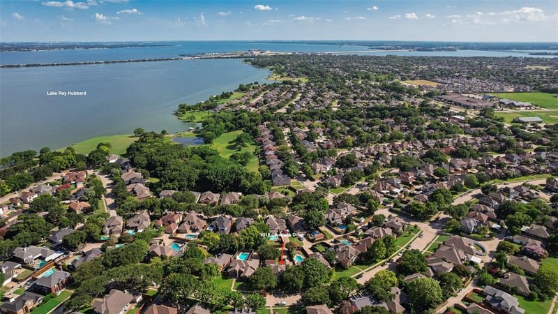 9018 Clearlake Drive, Rowlett TX 75088 - Photo 40