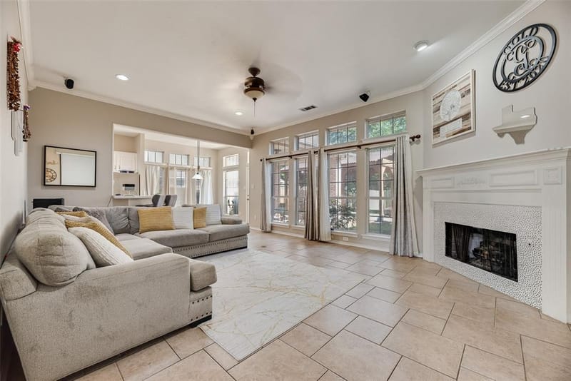 9018 Clearlake Drive, Rowlett TX 75088 - Photo 8