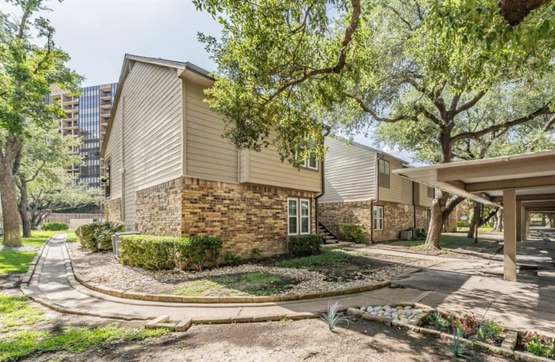 3550 Country Square Drive # 109, Carrollton TX 75006 - Photo 2