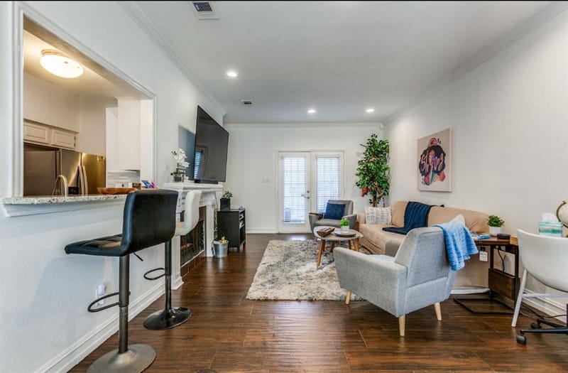 3550 Country Square Drive # 109, Carrollton TX 75006 - Photo 4