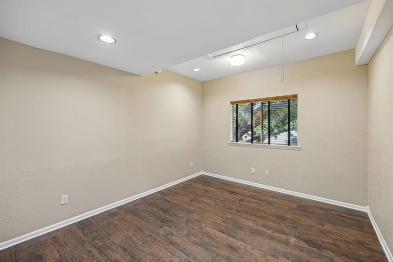 2920 Shady Lake Circle, Carrollton TX 75006 - Photo 22