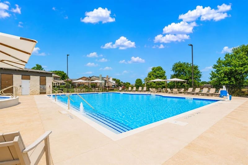2920 Shady Lake Circle, Carrollton TX 75006 - Photo 33