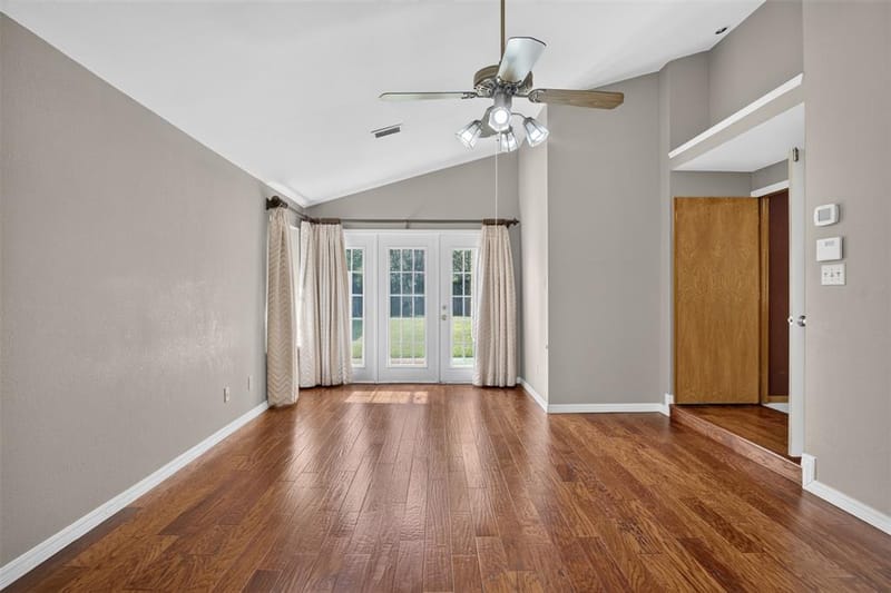 604 Gunnison Drive, Arlington TX 76006 - Photo 12