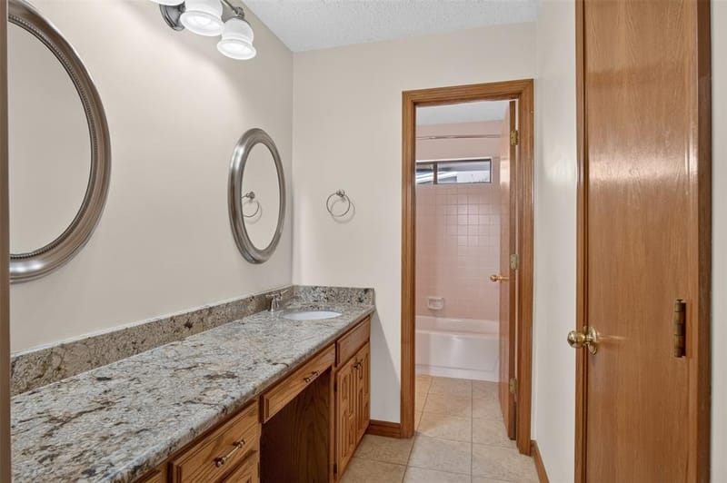 604 Gunnison Drive, Arlington TX 76006 - Photo 32