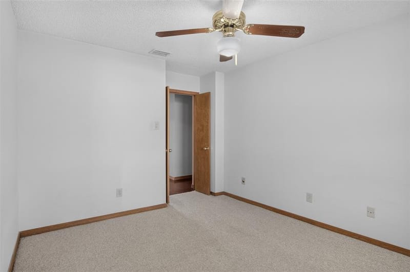 604 Gunnison Drive, Arlington TX 76006 - Photo 37