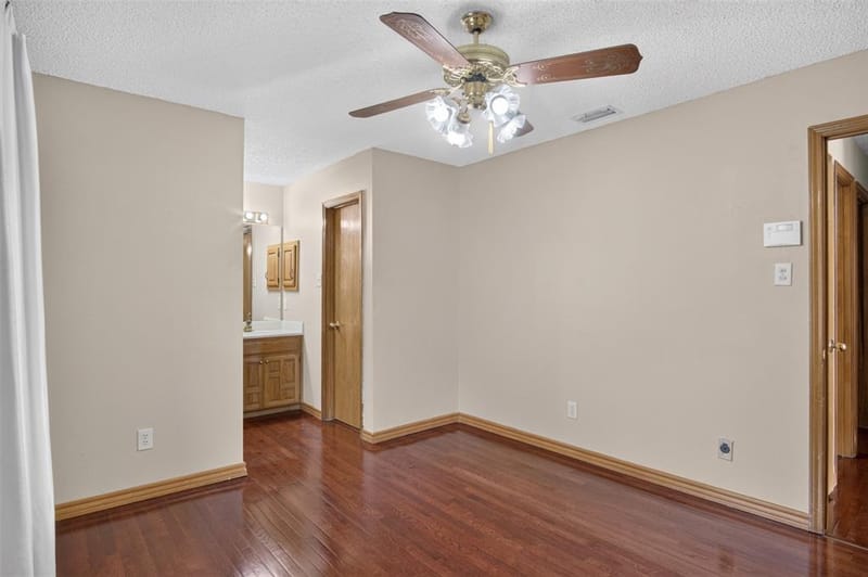 604 Gunnison Drive, Arlington TX 76006 - Photo 31