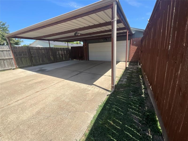 2017 Osage Trail, Grand Prairie TX 75052 - Photo 7