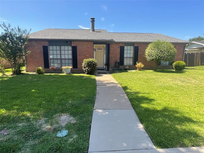 2017 Osage Trail, Grand Prairie TX 75052 - Photo 3