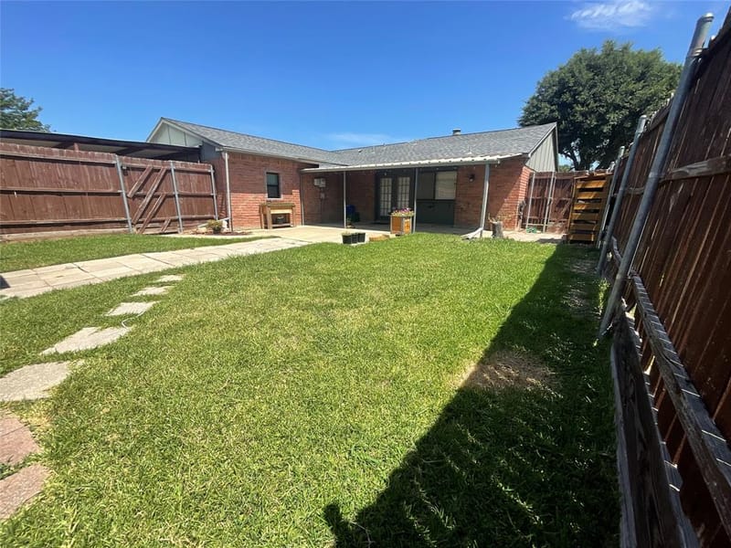 2017 Osage Trail, Grand Prairie TX 75052 - Photo 35