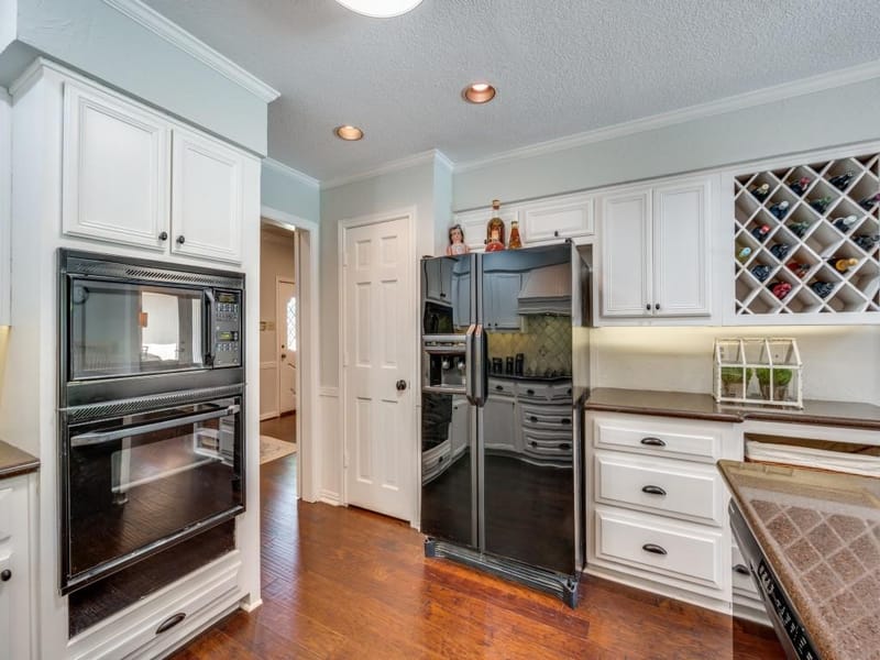 6115 Bluff Point Drive, Dallas TX 75248 - Photo 12