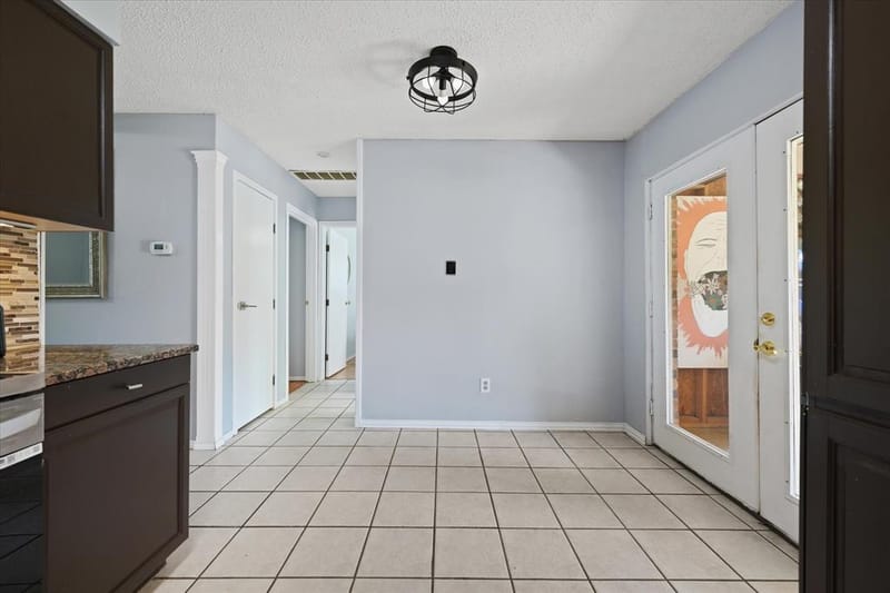 5431 Kings Manor Drive, Lake Dallas TX 75065 - Photo 13