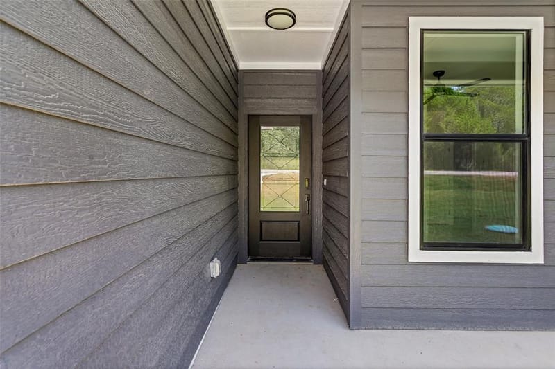 4711 Elizabeth Street, Granbury TX 76048 - Photo 3