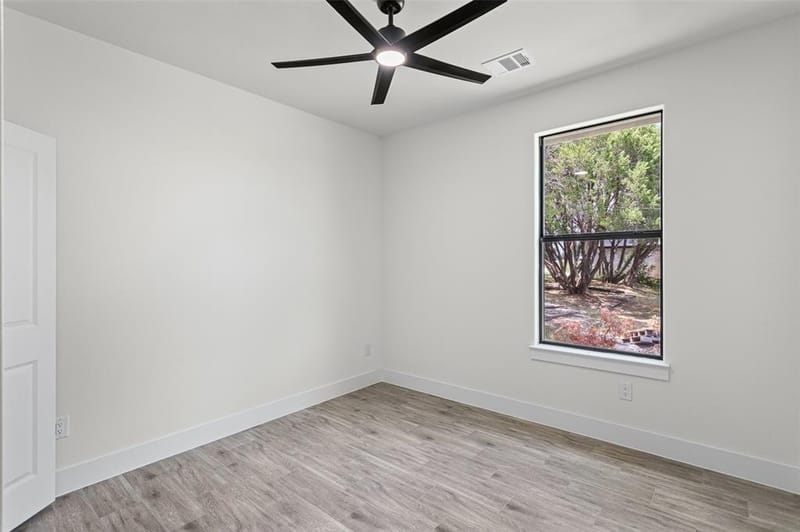 4711 Elizabeth Street, Granbury TX 76048 - Photo 28