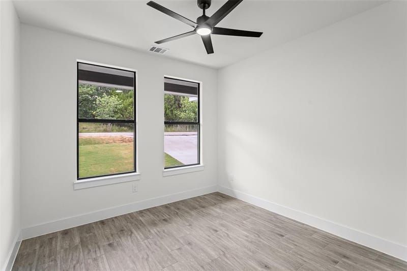 4711 Elizabeth Street, Granbury TX 76048 - Photo 25