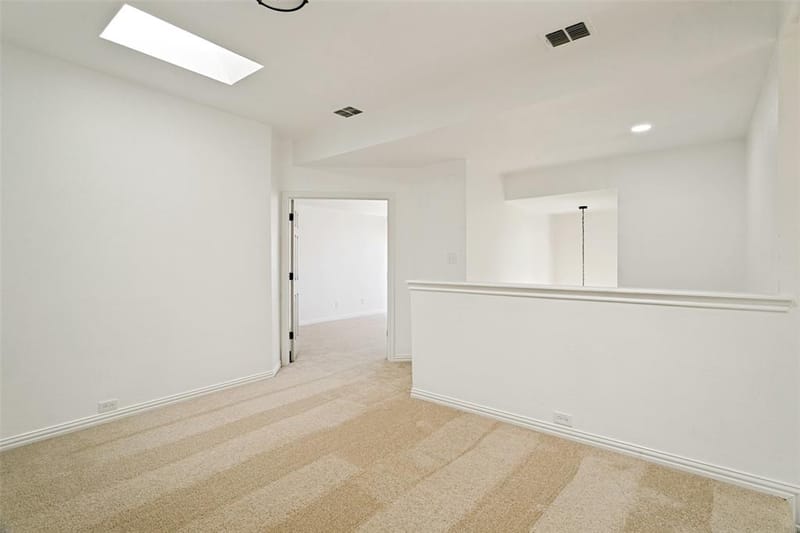 2116 Montclair Lane, Lewisville TX 75067 - Photo 27