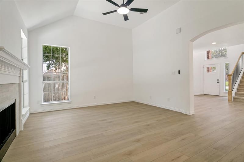 2116 Montclair Lane, Lewisville TX 75067 - Photo 5