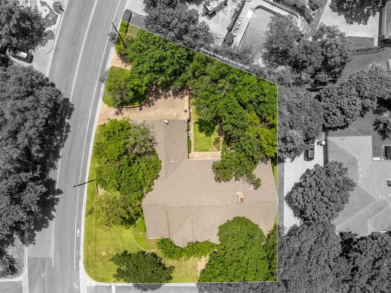 10000 Stony Point Drive, Woodway TX 76712 - Photo 21