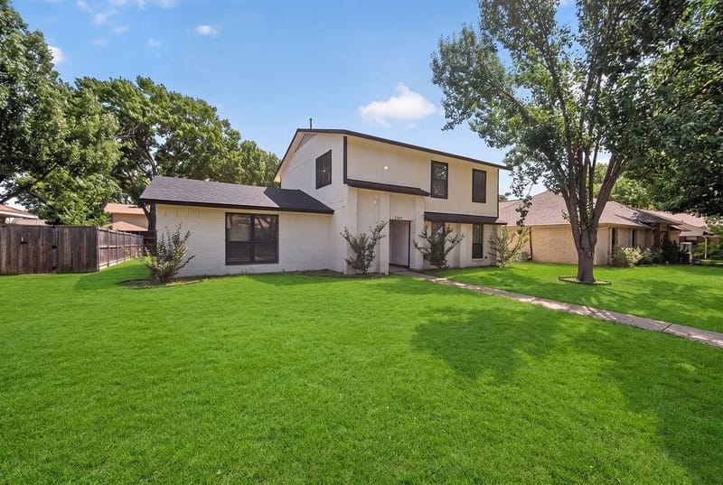 3309 Graybar Drive, Garland TX 75040 - Photo 2