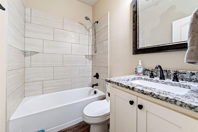 1007 Rebekah Drive, Seven Points TX 75143 - Photo 22