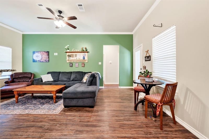 1007 Rebekah Drive, Seven Points TX 75143 - Photo 9
