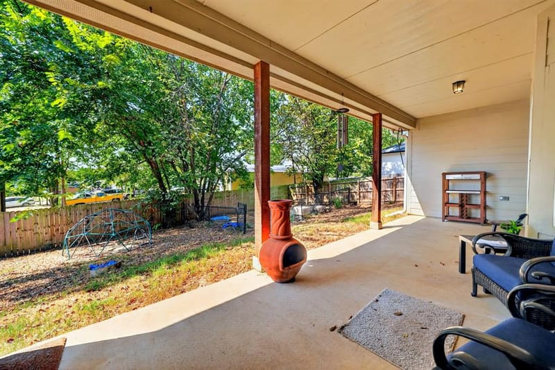 1007 Rebekah Drive, Seven Points TX 75143 - Photo 30