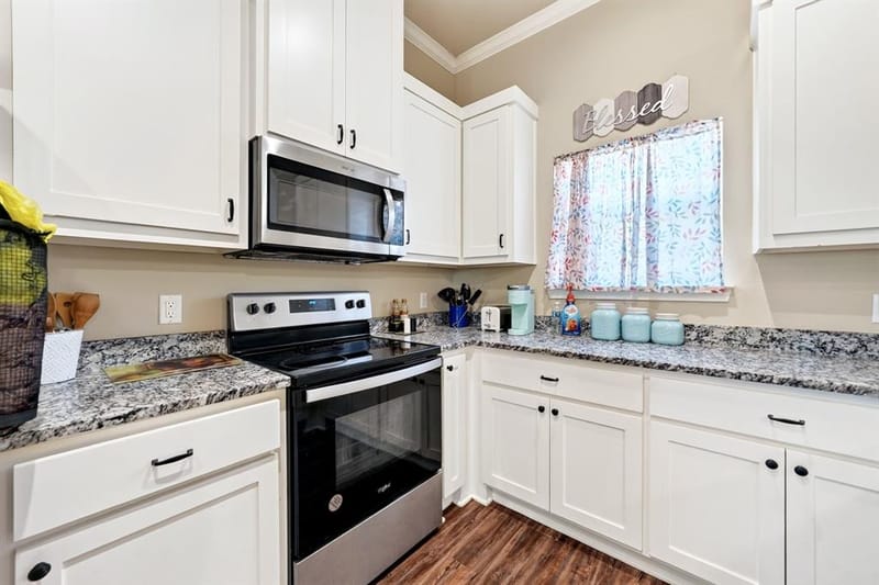 1007 Rebekah Drive, Seven Points TX 75143 - Photo 14