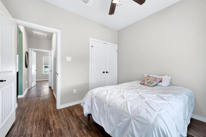 1007 Rebekah Drive, Seven Points TX 75143 - Photo 25