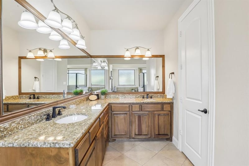 2810 Fossil Creek Drive, Midlothian TX 76065 - Photo 16