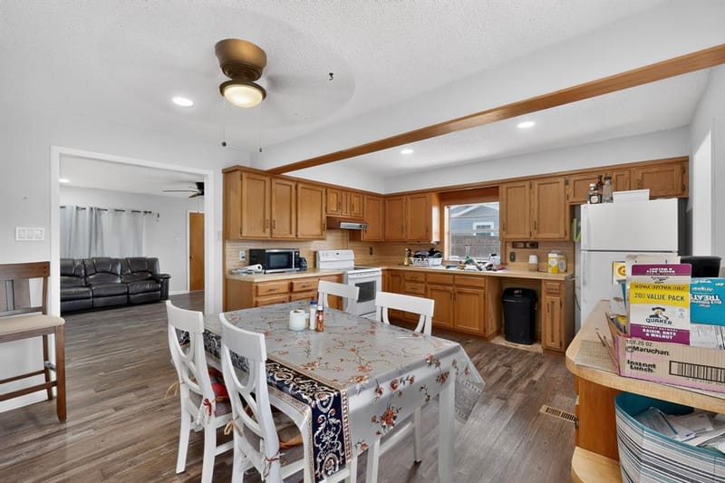 908 W Heron Street, Denison TX 75020 - Photo 40