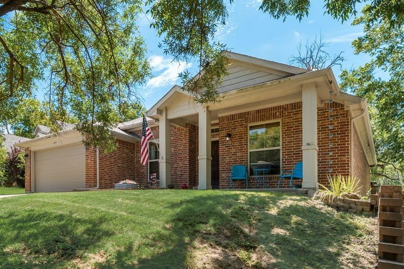 105 Baker Street, Forney TX 75126 - Photo 2