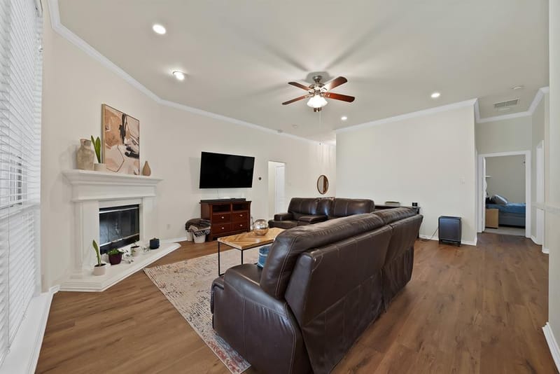 4677 Vespesian Lane, Grand Prairie TX 75052 - Photo 8