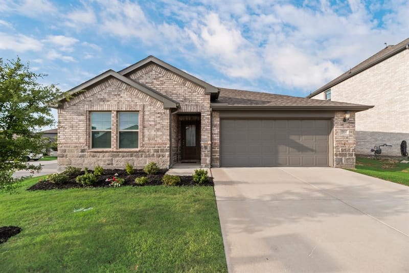 2536 Peoria Drive, Fort Worth TX 76179 - Photo 2