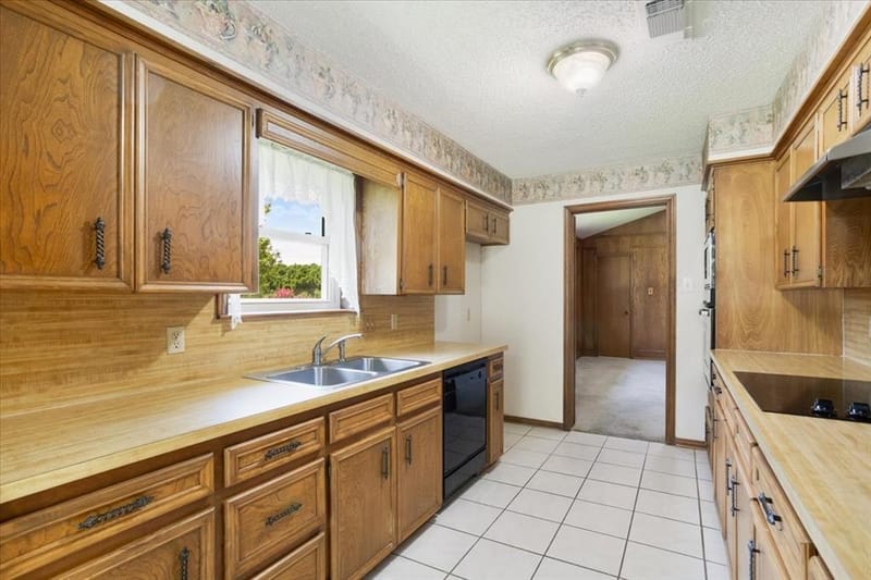 1621 Idlewood Drive, Sherman TX 75092 - Photo 12