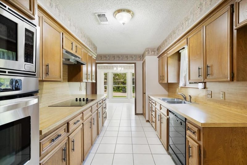 1621 Idlewood Drive, Sherman TX 75092 - Photo 11