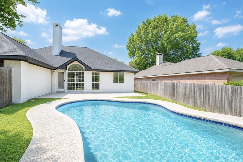 8260 Edgewater Drive, Frisco TX 75034 - Photo 2