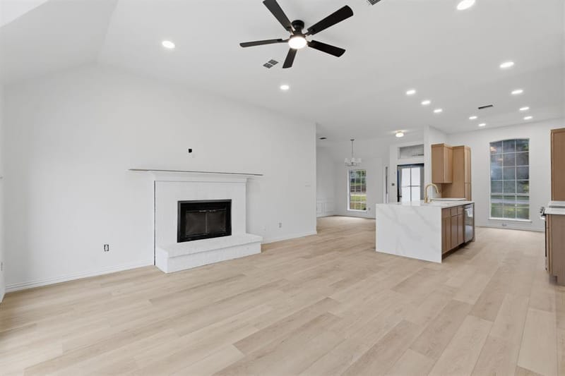 8260 Edgewater Drive, Frisco TX 75034 - Photo 7
