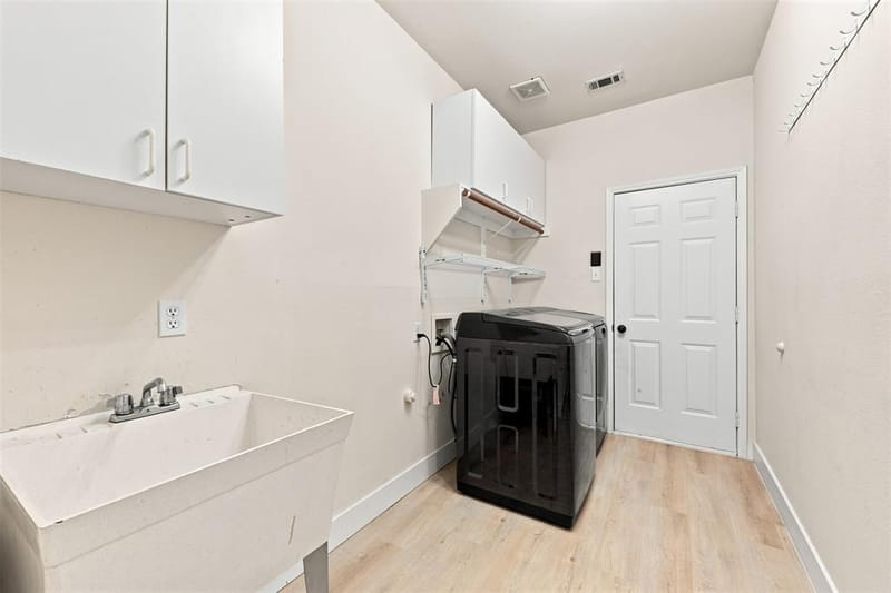 3936 Gillespie Drive, Carrollton TX 75010 - Photo 31