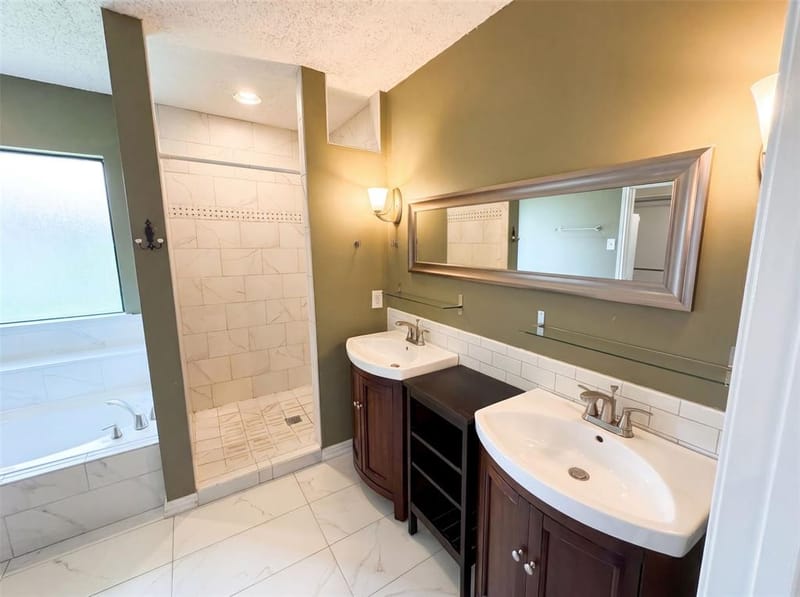 6712 Coach House Lane, Plano TX 75023 - Photo 13