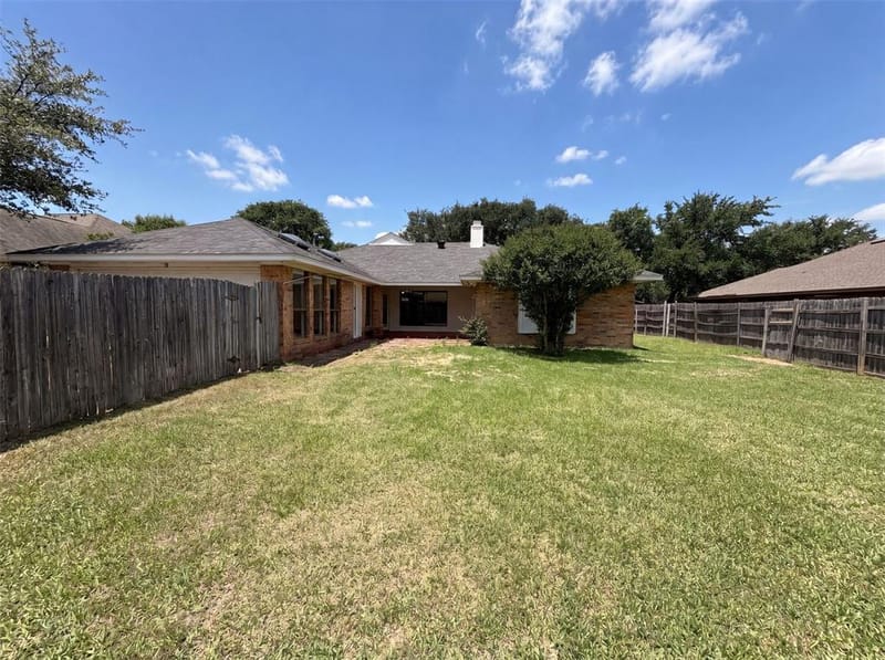 6712 Coach House Lane, Plano TX 75023 - Photo 5