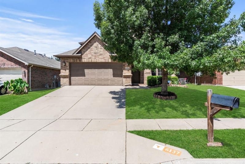 6137 Redear Drive, Fort Worth TX 76179 - Photo 4