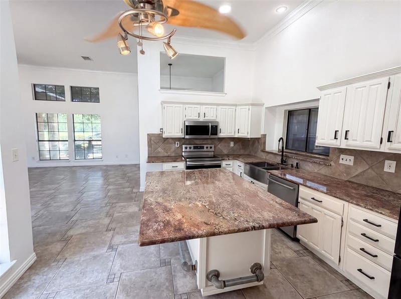 1613 Mullins Drive, Plano TX 75025 - Photo 2