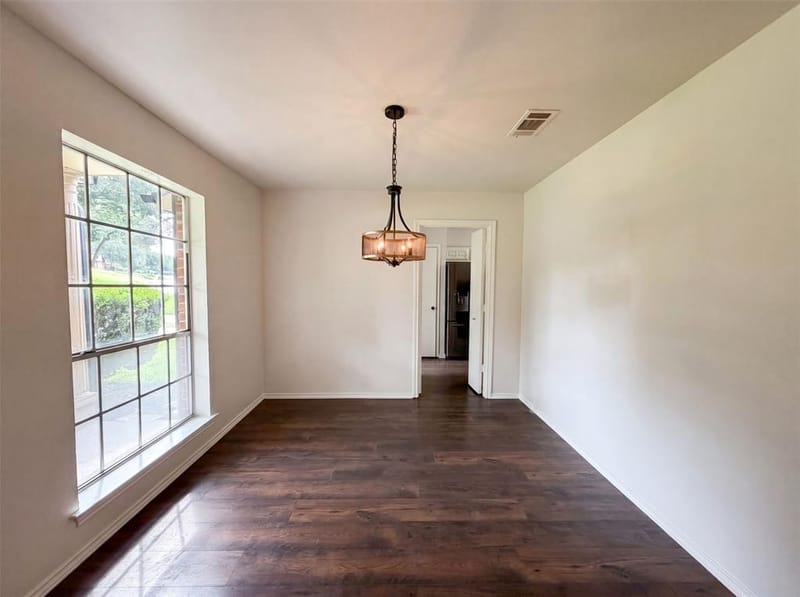 722 S Forest Lane, Duncanville TX 75116 - Photo 6