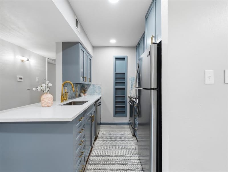 4851 Cedar Springs Road # 392, Dallas TX 75219 - Photo 7