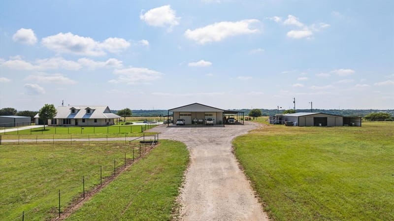 7000 Massey Road, Granbury TX 76049 - Photo 17
