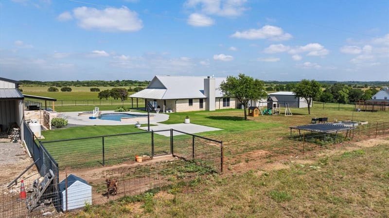 7000 Massey Road, Granbury TX 76049 - Photo 14
