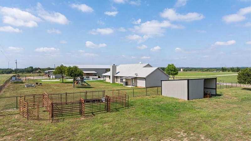7000 Massey Road, Granbury TX 76049 - Photo 15