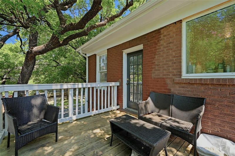 221 W 5th Street, Bonham TX 75418 - Photo 23
